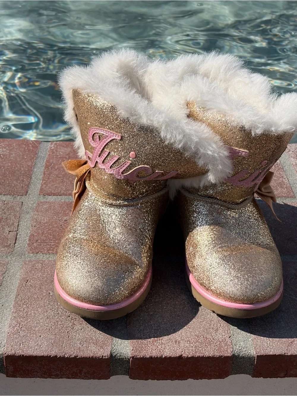 Juicy Couture Gold Glitter Faux-Fur Lined Girls' Boots with Pink Accents